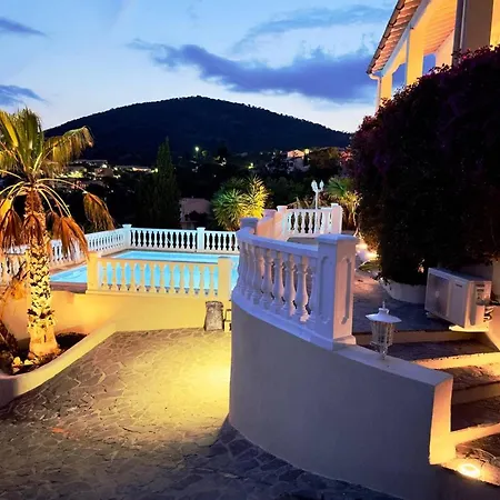 Villa Moderne 6 Ch Pour 12 Avec Piscine Privee, Clim Et Parking Aux Issambres - Fr-1-768-24 *
