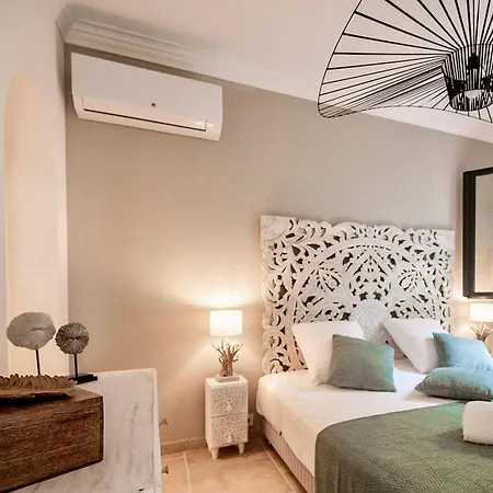 Moderne 6 Ch Pour 12 Avec Piscine Privee, Clim Et Parking Aux Issambres - Fr-1-768-24 Villa *